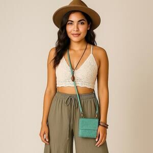 Vintage Wilson’s Leather Coin Embossed Crossbody Wallet Purse Teal Green 90s Y2K